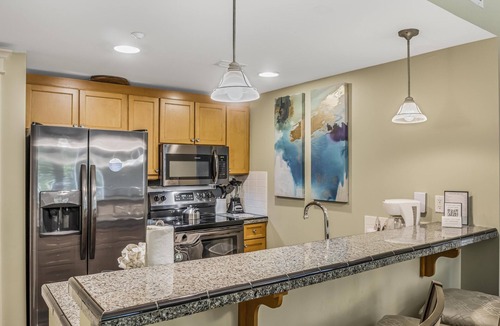 Baytowne Wharf Condo | Grand Comfort: 2 BR w/Golf Cart & Bay Views at Sandestin Golf and Beach Resort!