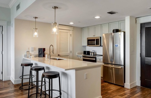 Baytowne Wharf Condo | "Grand Comfort: 3BR | 3BA Sanctuary with Three Kings and Sleeper Sofa" at Sandestin Golf and Beach Resort!