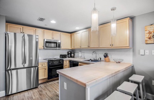 Baytowne Wharf Condo | Grand Sandestin 4th floor 1 bedroom-Baytowne Wharf