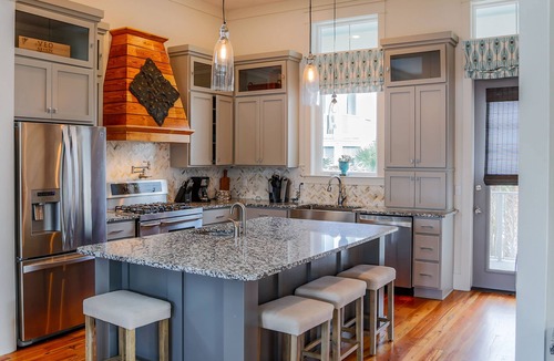 Frangista Beach House | GRAYT ESCAPE! Private Pool & Spa, 6 BR, 6.5 BATH SLEEPS 18!