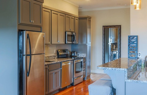 Frangista Beach House | GRAYT ESCAPE! Private Pool & Spa, 6 BR, 6.5 BATH SLEEPS 18!
