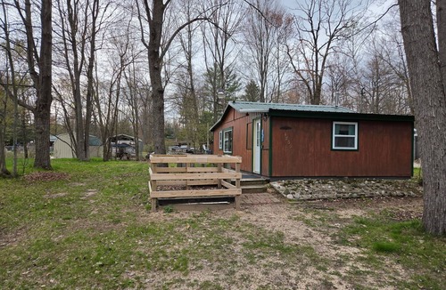 Harrison Cabin | Great Cozy Cabin, in Lake Community, Private Beach,State land,Trails,Fishing,Orv