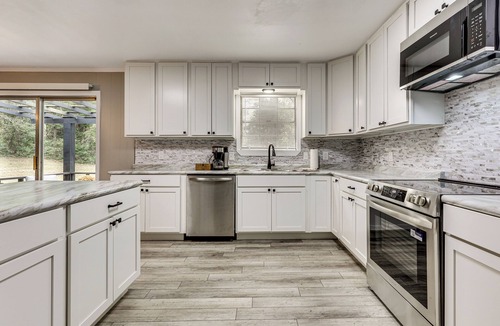 Jackson House | Great for Families! Remodeled Jackson Home