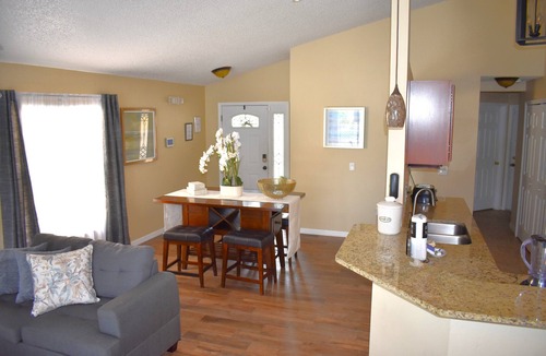 Royal Palms House | Great location, 2 master bedrooms, pet friendly, private pool.