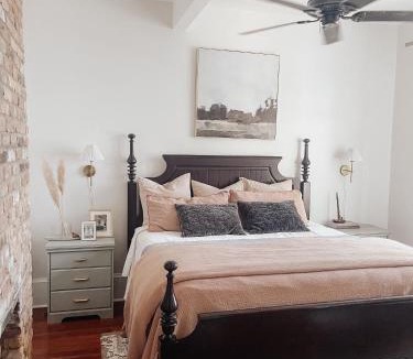 Mandeville House | Guesthouse on Girod