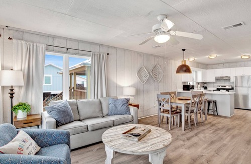 Southpointe House | Gulf Front Duplex | Pet Friendly | Family Retreat