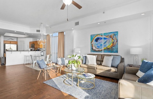 Gulfport Condo | Gulf-Front Luxury End Unit with Infinity Pool,