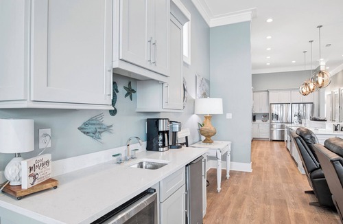 Southpointe House | Gulf Front Luxury | Private Heated Pool | Elevator | Pet-Friendly Beach