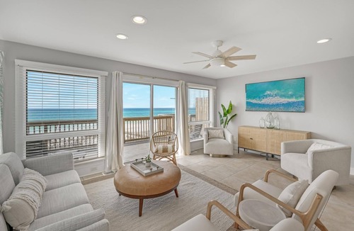 Gulf Pines House | Gulf-Front with Private Deck and Water Views