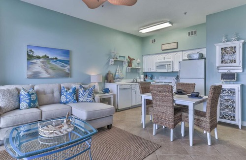 Gulf Place Condo | Gulf Place Top Floor! Ocean View! Heated Pools! 2 Min Walk to Beach! Pickleball!
