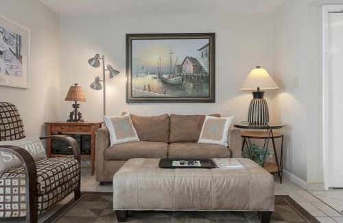 Gulf Shores Apartment | Gulf Shores Surf & Racquet Club 516A