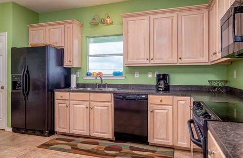 Dauphin Island House | Gulf-side Beach house, great layout on beach and close walk to water! - Beach Br