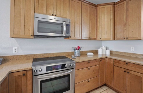 Seagrass House | Gulf view Beach Retreat for Families Groups/Private Pool/Pet Friendly/Steps to Sand/Golf cart/Sleeps 14