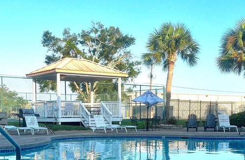 Biloxi Condo | Gulf View Condo, Walk to the Beach