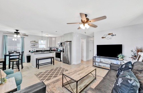 Saint Elmo House | Gulf Views | Pet Friendly | Private Pool | Beach Access
