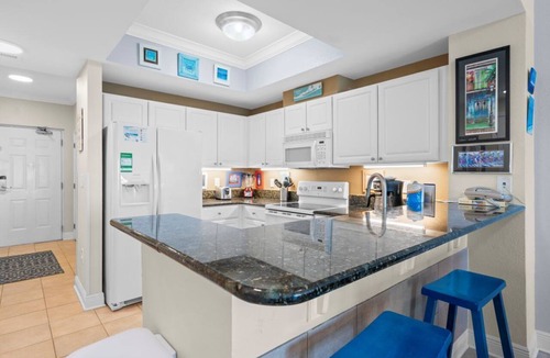 Gulf Shores Condo | Gulf Views - Sleeps 6 | Gulf Shores | Direct Beach Access