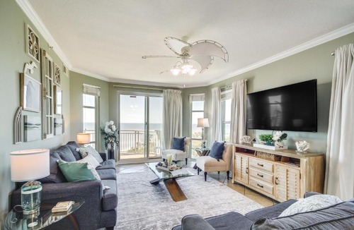 Gulfport Apartment | Gulfport Oceanfront Vacation Rental: Walk to Beach