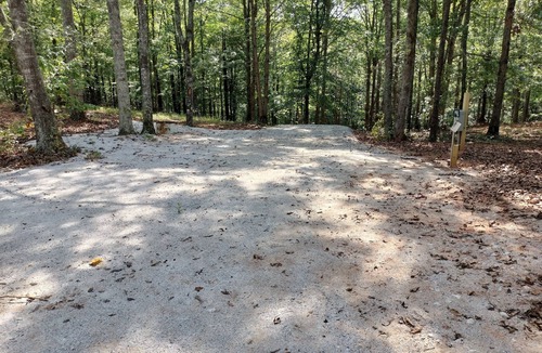 Ashland RV Rental | Hairy Hiker Woods -Full Hookup RV sites-Pet Friendly! Hide & Seek Dr.