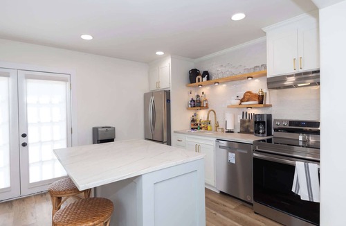 Oxford Condo | Halftime Hideaway by Apex Short Term Stays