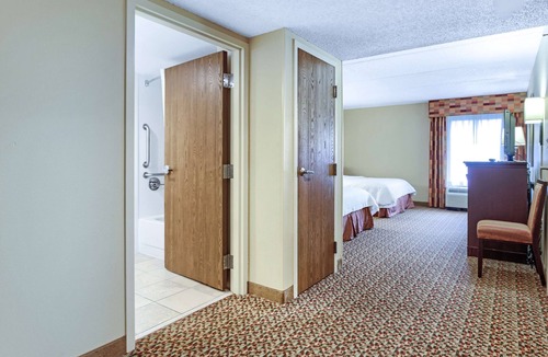 Tillmans Corner Hotel | Hampton Inn Mobile-I-10/Bellingrath Gardens