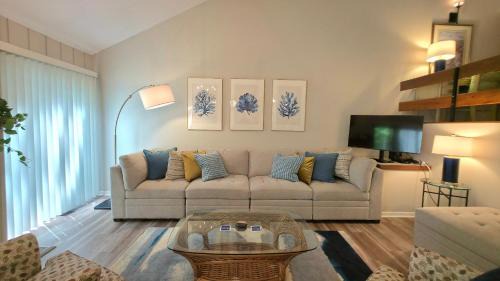 Harbor Springs House | Harbor Cove 28 Beach & Pool Retreat: A cozy 3BR condo in scenic Harbor Springs, MI.
