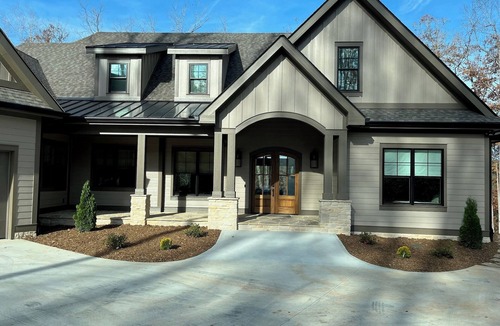 Six Mile House | Harborside Retreat on Lake Keowee Stunning newly constructed home on Lake Keowee