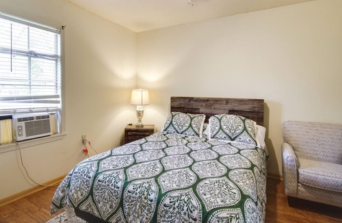 Hazlehurst House | Hazlehurst Vacation Rental - 40 Mi to Jackson!