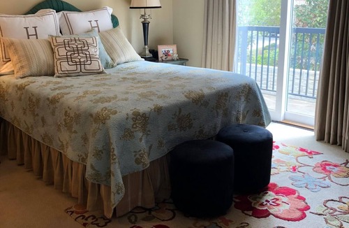 Auburn Condo | Hear the Stadium Rumble