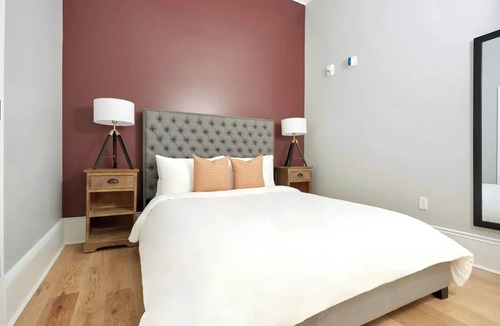 French Quarter Hotel | Hearing-Accessible Canal St Apartment | Walk to French Quarter | The Harlequin