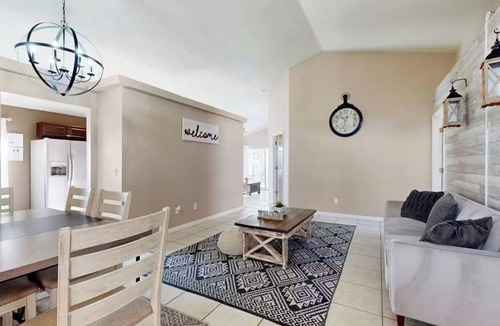 Florida Pines House | Heated Pool House near Disney World | Pet Friendly