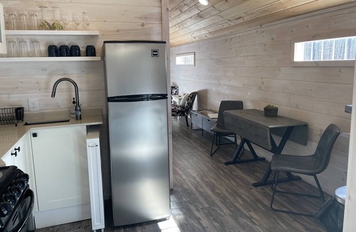 Trenton Cottage | Hiking - Rock Climbing - Mountaintop - Private - Firepit - Chattanooga - Cloudland Canyon -Farmstay