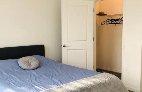 Mount Dora Apartment | Hillside House in Mount Dora
