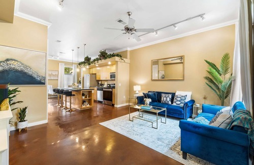 Old East Hill Condo | Hip & vibrant townhome near downtown with private patio, grill, AC, and WiFi