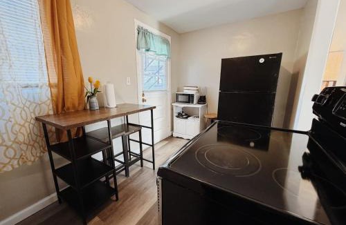 Valdosta Apartment | Historic 1BR Apt 2 Queen Beds Near VSU & SGMC
