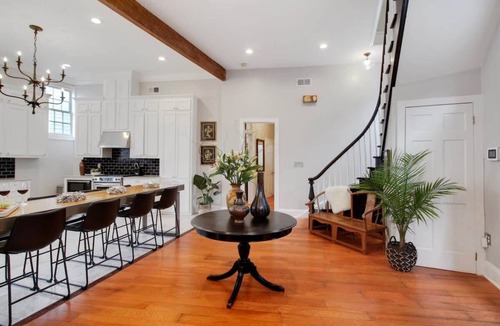 Treme Bed & Breakfast | Historic 3BR Unit with Pool | Hot Tub