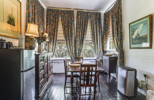 Pinckneyville House | Historic 5,400-Sq-Ft Woodville Estate w/Pool