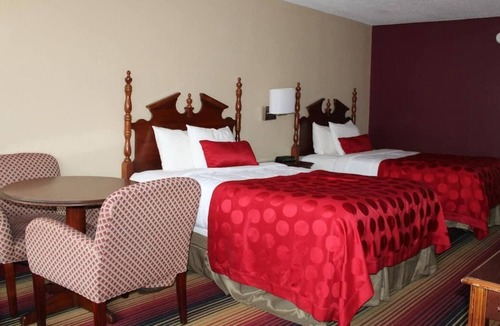 Perry House | Historic Charm! 3 Amazing Units, Near Fort Valley State University, Free Parking