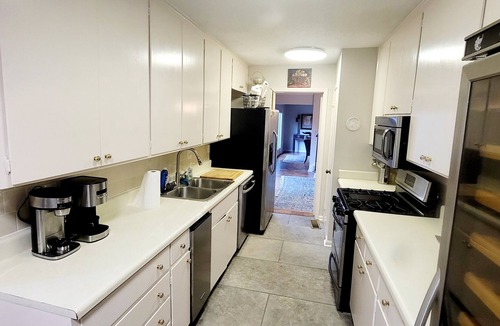 Montgomery Villa | Historic Cloverdale Villa