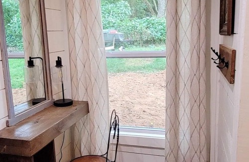Nashville House | Historic Cottage-near Crater of Diamonds & Historic Washington State Park