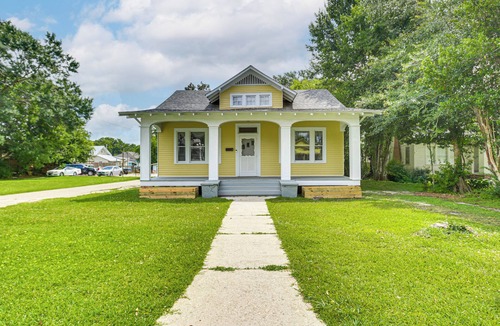 Franklin House | Historic District Downtown Franklin: Walk to Shop