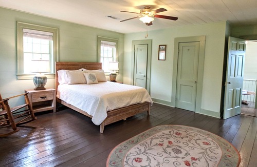 Marion House | Historic farm stay in the heart of Alabama's Black Belt Region.
