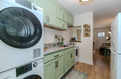 Summerhill Apartment | Historic Haven | Near Downtown ATL, Parking