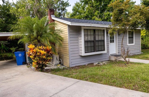 Oviedo House | Historic Oviedo Charmer - Close to everything