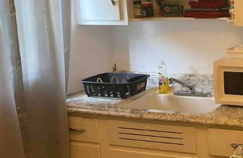 Valdosta Apartment | Historic Studio cozy Apartment ideal for longer stay 2F