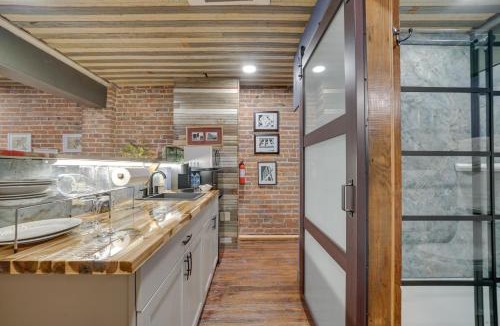 Texarkana Apartment | Historic Texarkana Studio Rental: Walk to Downtown