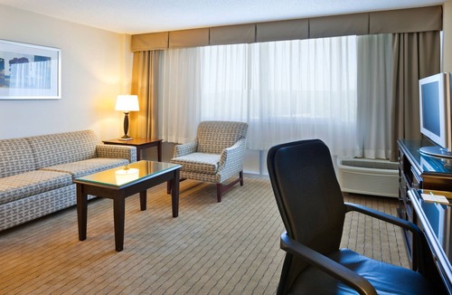 Crestline Heights Hotel | Holiday Inn Birmingham-Airport by IHG