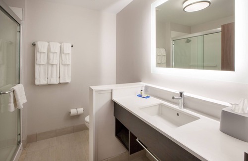 Fultondale Hotel | Holiday Inn Express And Suites- Birmingham North-Fultondale by IHG
