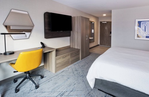 Columbus Hotel | Holiday Inn Express Columbus – Fort Benning Area by IHG