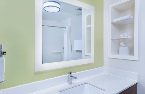 Crestline Heights Hotel | Holiday Inn Express Hotel & Suites Birmingham - Inverness by IHG