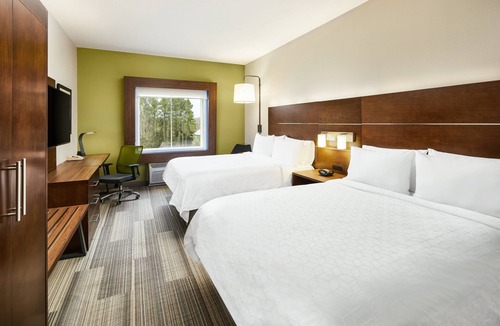 Palatka Hotel | Holiday Inn Express Palatka Northwest by IHG